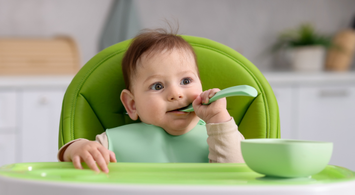 Guide pour bien choisir sa chaise haute bébé