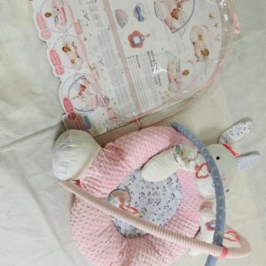 Tapis en peluche lapin rose